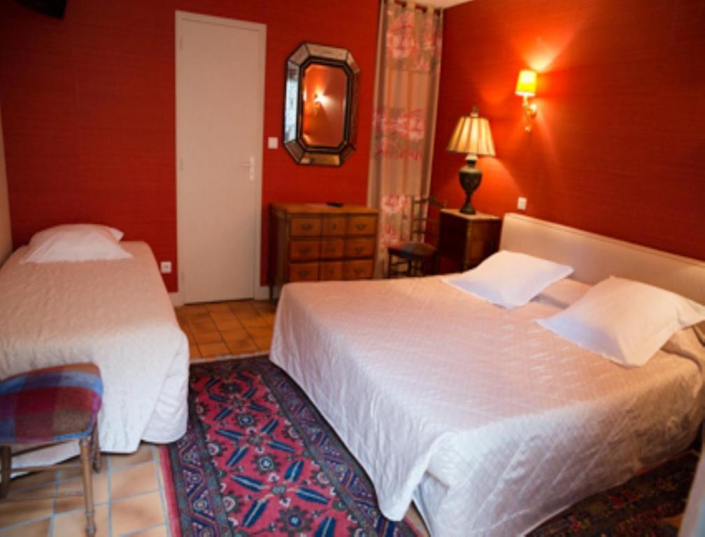Le Petit Pont Hotel Moncé-en-Belin Cameră foto